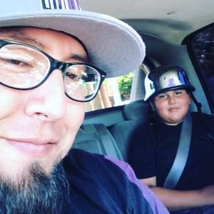 Meet your Posher, Omar